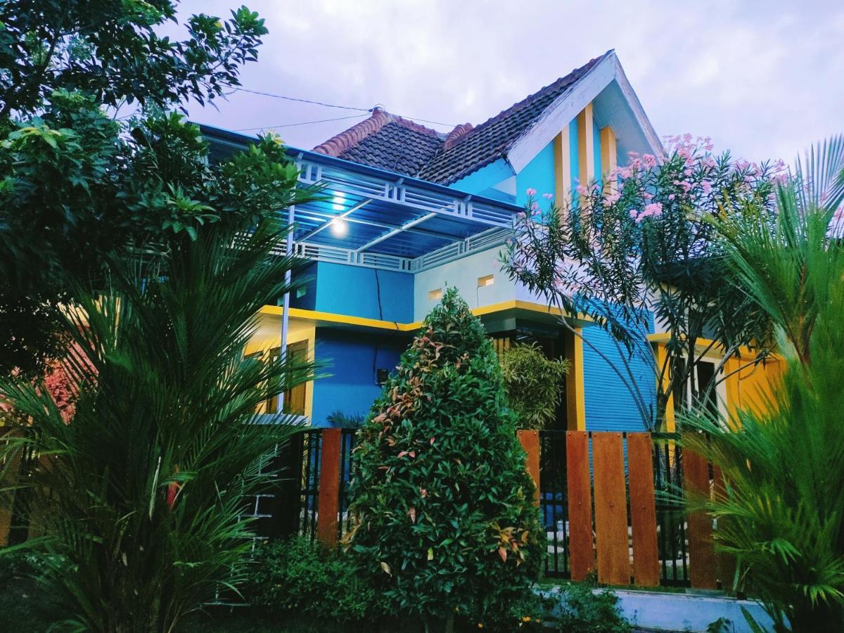 بانيووانجى Omah Mendut Homestay المظهر الخارجي الصورة